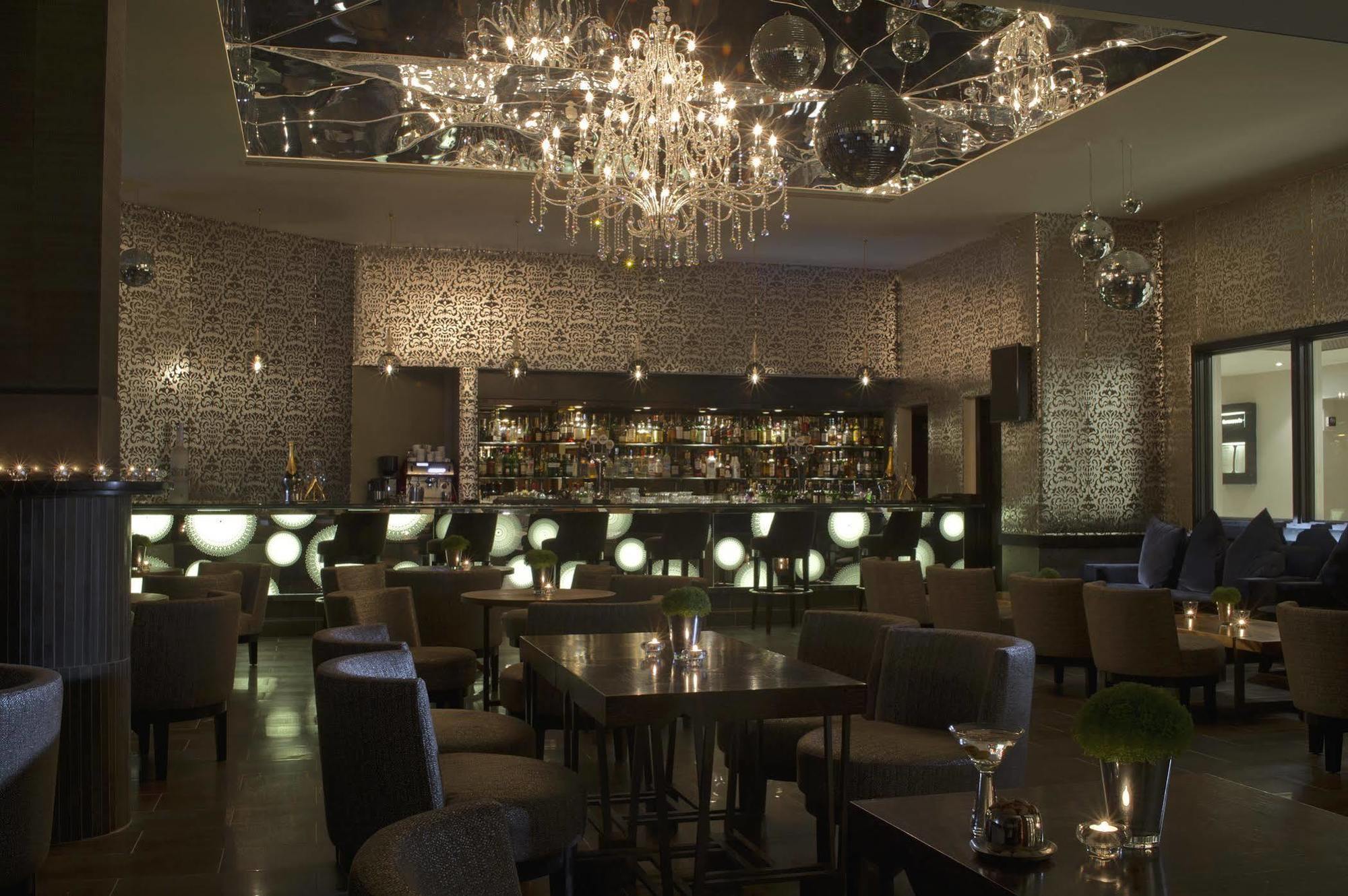 Radisson Blu Hotel, London Heathrow Hillingdon Restaurante foto